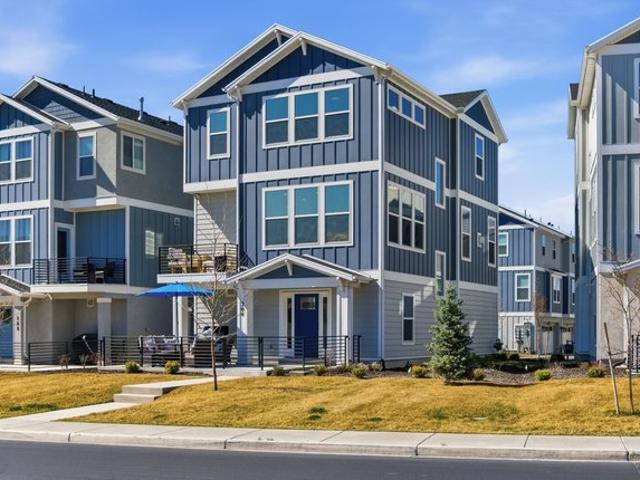House for sale in Pleasant Grove, Utah