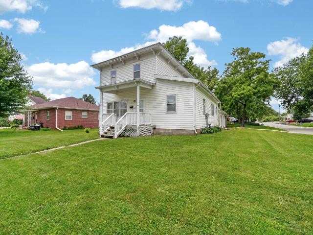 House for sale in Winterset, Iowa