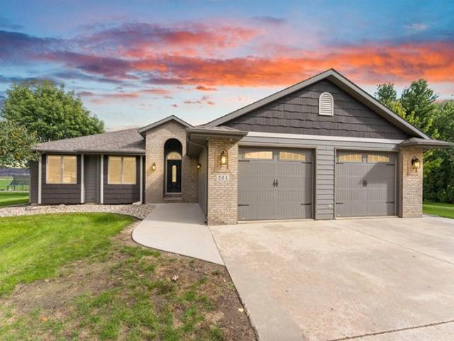 House for sale in Marion, Turner County