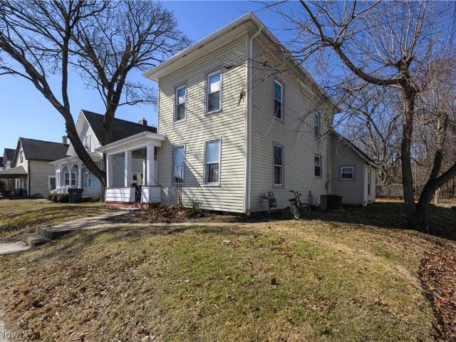 House for sale in Tuscarawas, Ohio