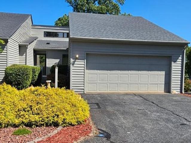 Townhouse for sale in Virginia