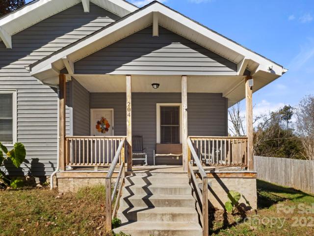 House for sale in Hickory, North Carolina