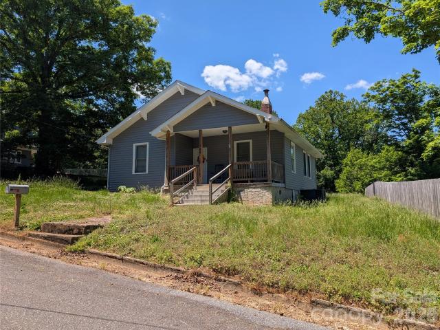 House for sale in Hickory, North Carolina