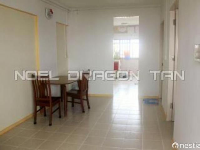 Apartment for sale in 19 North East, Hougang