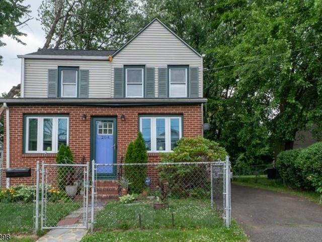 House for sale in Roselle, New Jersey