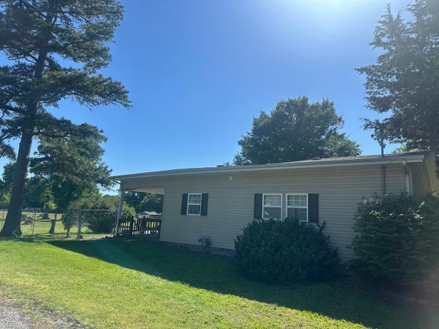House for sale in Buckner, Illinois