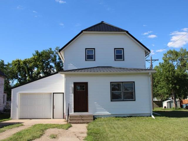 House for sale in Howard, South Dakota