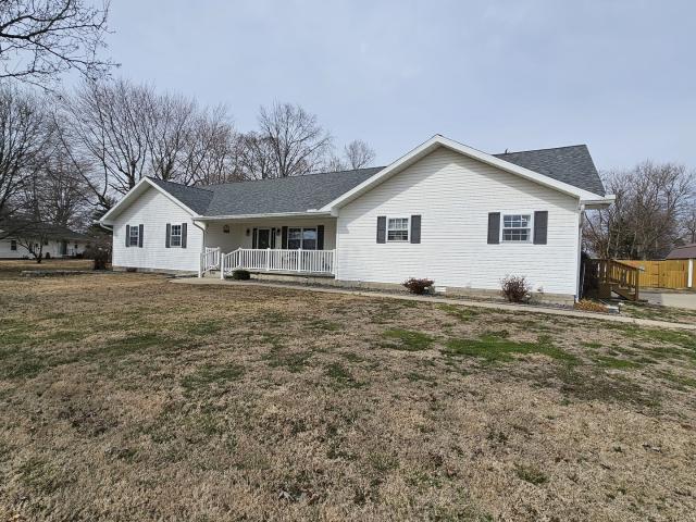 House for sale in Wayne City, Illinois