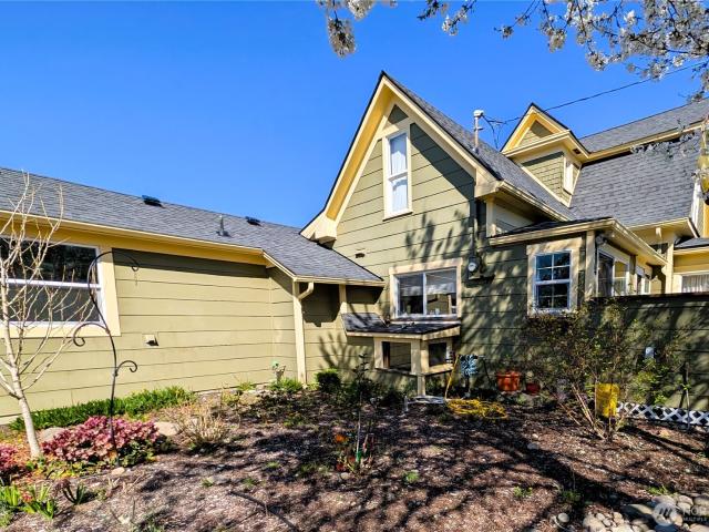 House for sale in Oakville, Washington