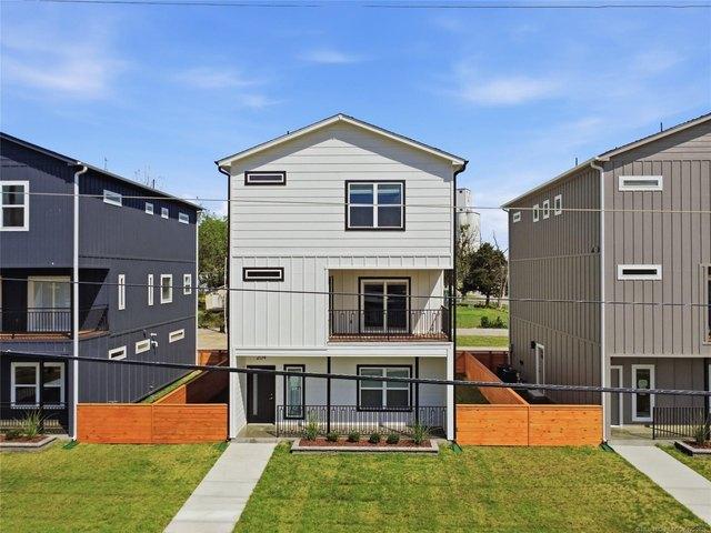 Townhouse for sale in Broken Arrow, Oklahoma