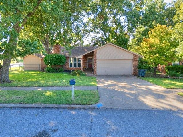 House for sale in Sand Springs, Oklahoma