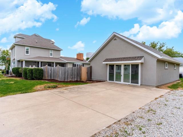 House for sale in Carlock, McLean County
