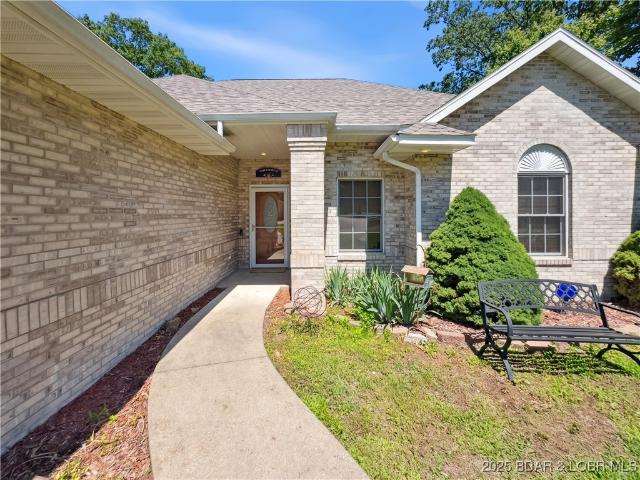 House for sale in Laurie