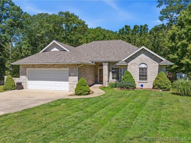 House for sale in Laurie