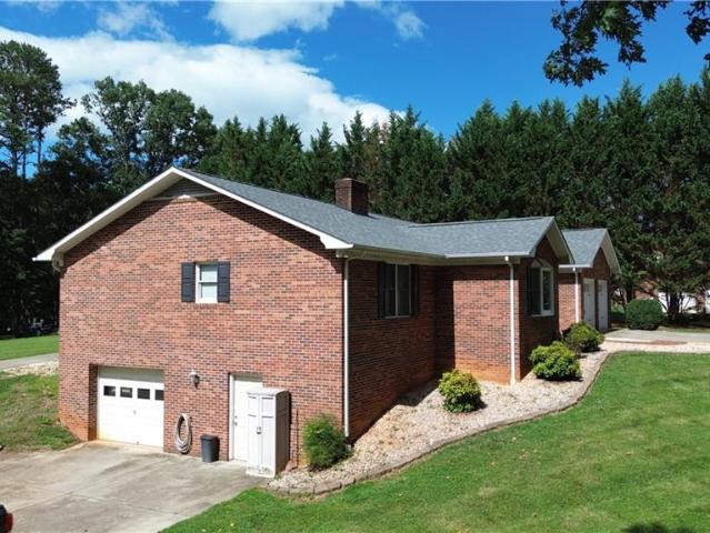 House for sale in Dobson, North Carolina