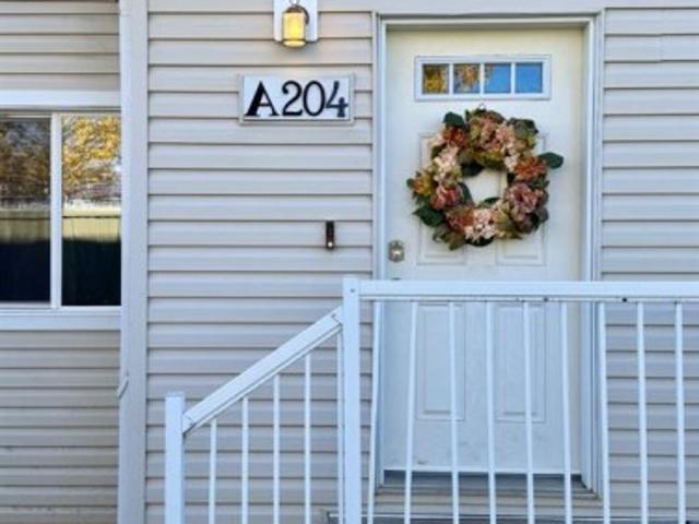 Condo for sale in Crystal Landing, Grande Prairie