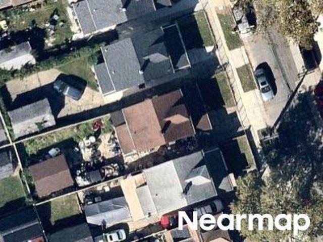 House for sale in Queens, Arverne