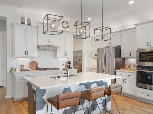 House for sale in Manor