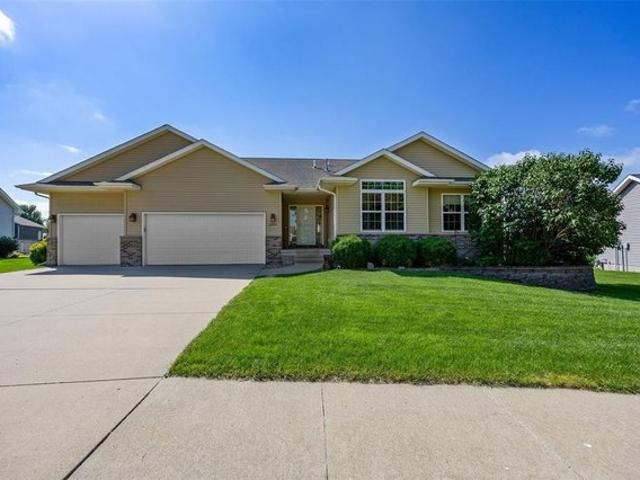 House for sale in Linn, Iowa