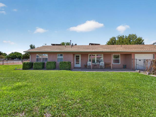 House for sale in Bosque Farms, New Mexico