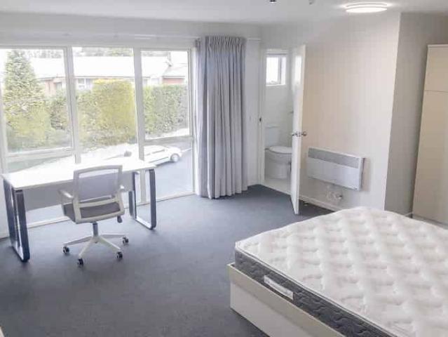 Property for rent in Otakou