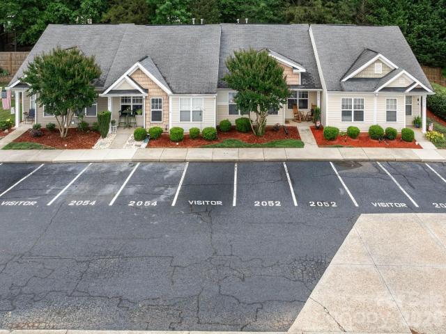Townhouse for sale in Clover, South Carolina