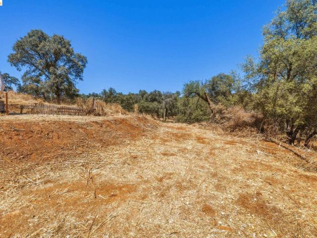Land for sale in Sonora, California