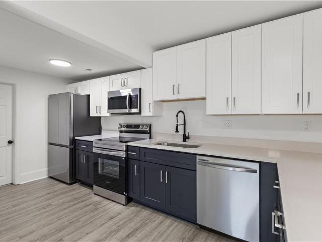 House for sale in Battery Park, Smithfield