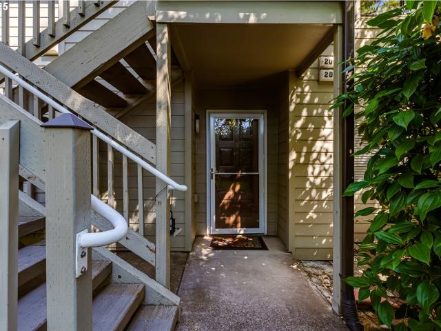 Condo for sale in Eugene, Oregon