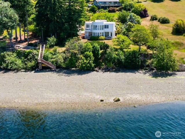 House for sale in Lakebay, Washington