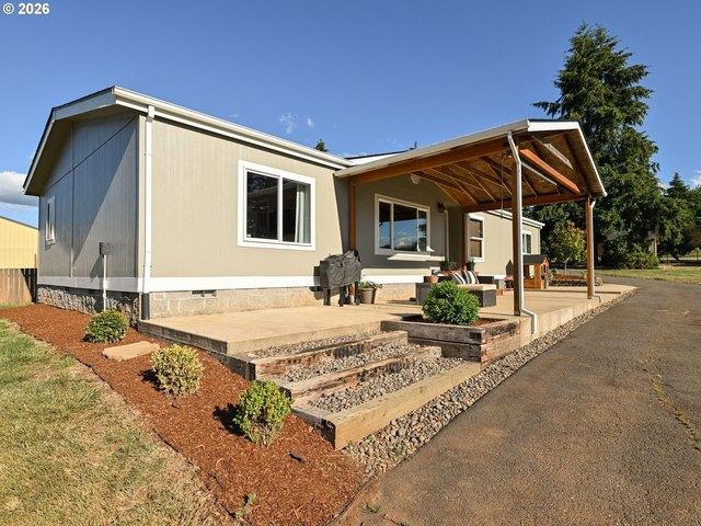 House for sale in Oregonia