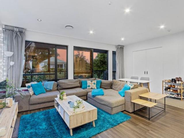 Apartment for rent in Heathcote, Canterbury