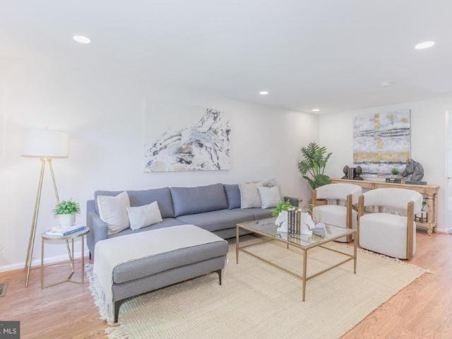 Townhouse for sale in Montgomery Village, Maryland