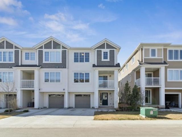 House for sale in Wedgewood, Alberta