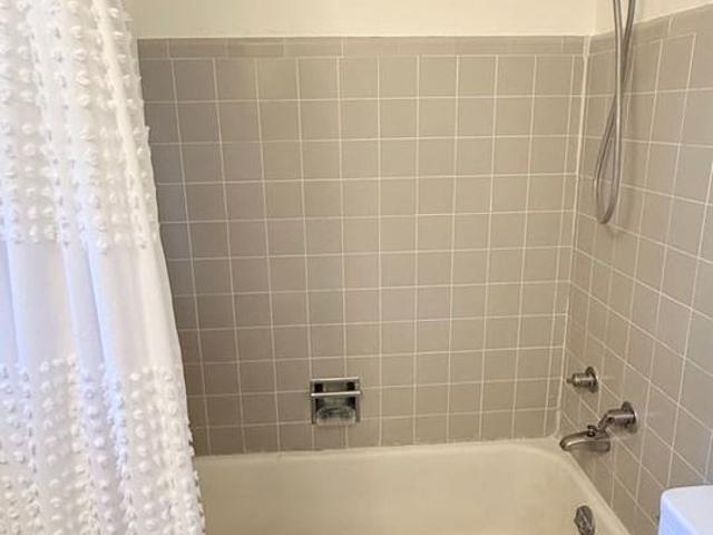 Apartment for rent in Alameda, California