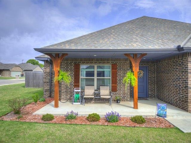House for sale in Harrah, Oklahoma