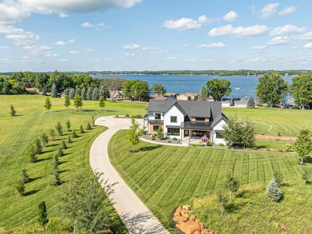 House for sale in Spirit Lake, Iowa