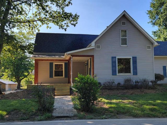 House for sale in Shoals, Indiana