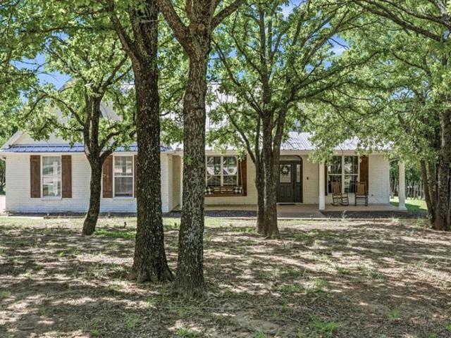 House for sale in Wise, Texas