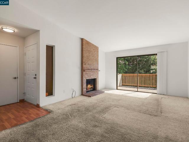 Condo for sale in Concord Condo for sale in Concord