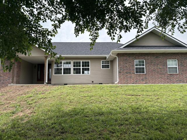 House for sale in Barry, Missouri