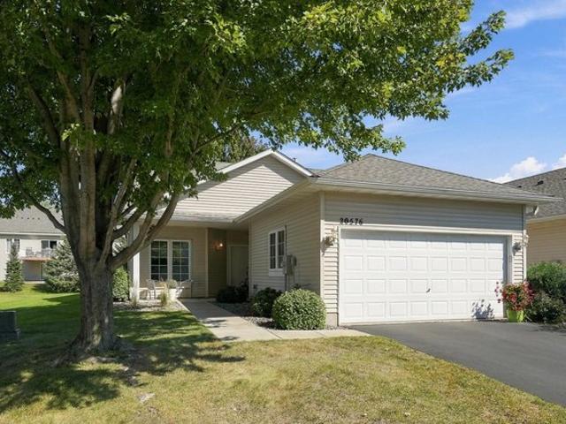 Townhouse for sale in Farmington, Minnesota