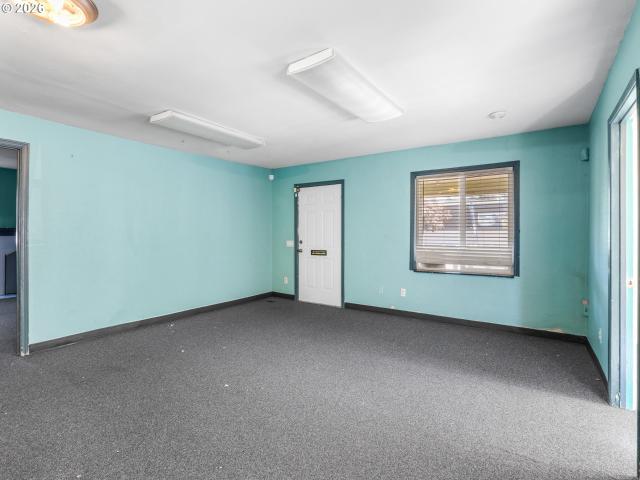 Property for rent in Mill Park, Portland