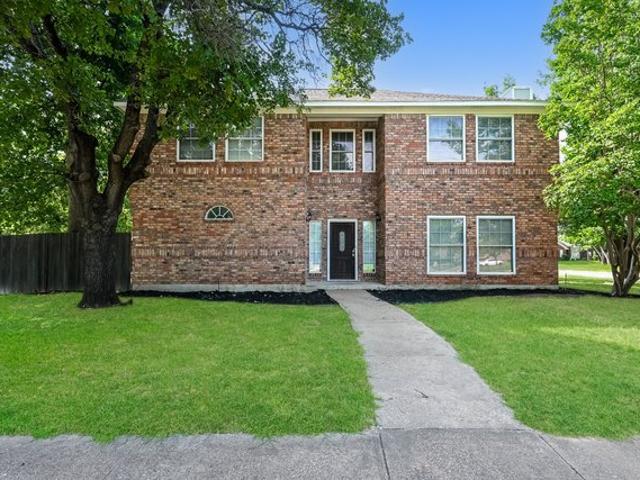 House for sale in Azle, Texas