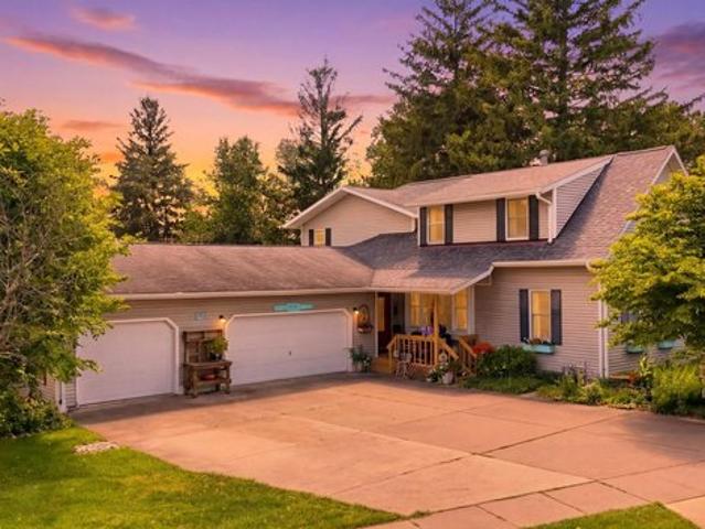 House for sale in Burlington, Iowa