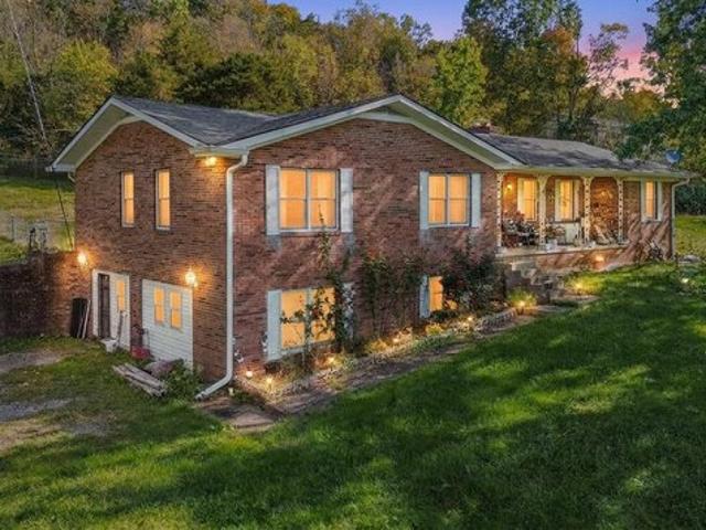 House for sale in Somerset, Pulaski County