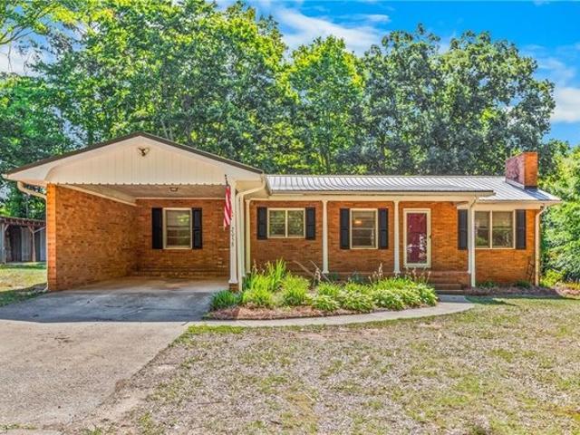 House for sale in Stokes, North Carolina