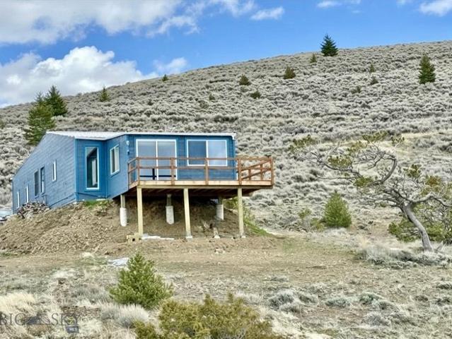 House for sale in Three Forks, Montana