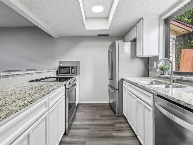 Townhouse for sale in Carrollton, Texas