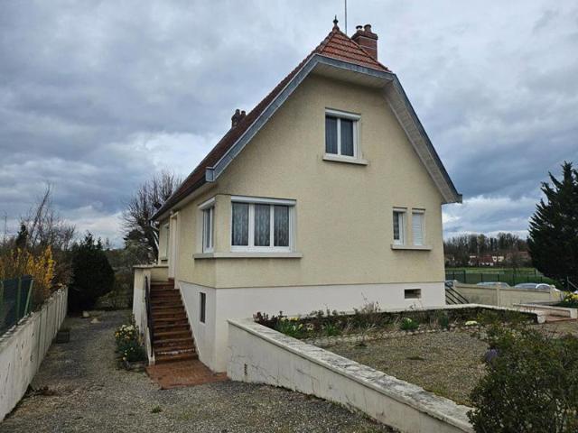 Maison vente à Dijon, Mirebeau-sur-bèze